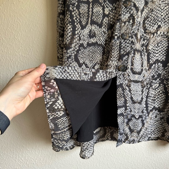 Massimo Dutti Chiffon A-line snake print skirt - Picture 3 of 6